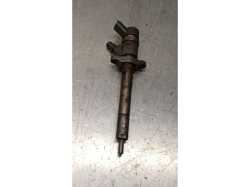 Recambio de inyector para volvo c30 (533) 1.6 d referencia OEM IAM 0445110259 328480 BOSCH