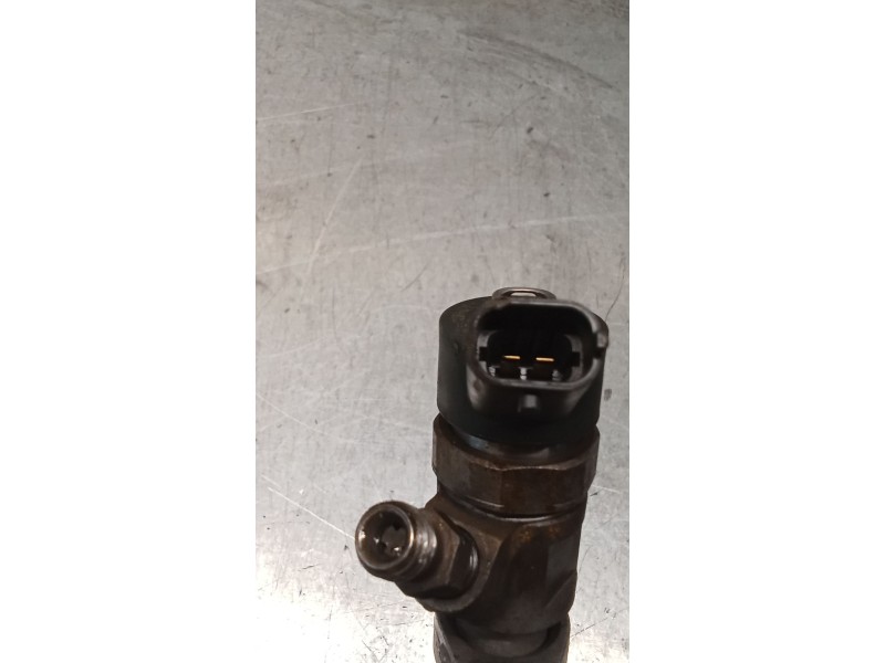Recambio de inyector para volvo c30 (533) 1.6 d referencia OEM IAM 0445110259 328480 BOSCH
