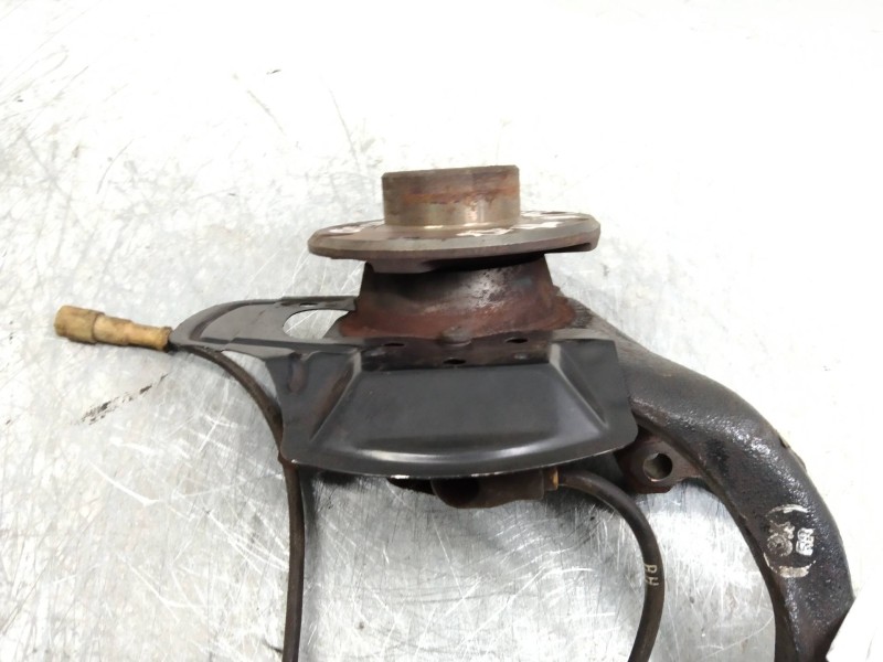 Recambio de mangueta delantera izquierda para opel corsa b 1.6 16v referencia OEM IAM   