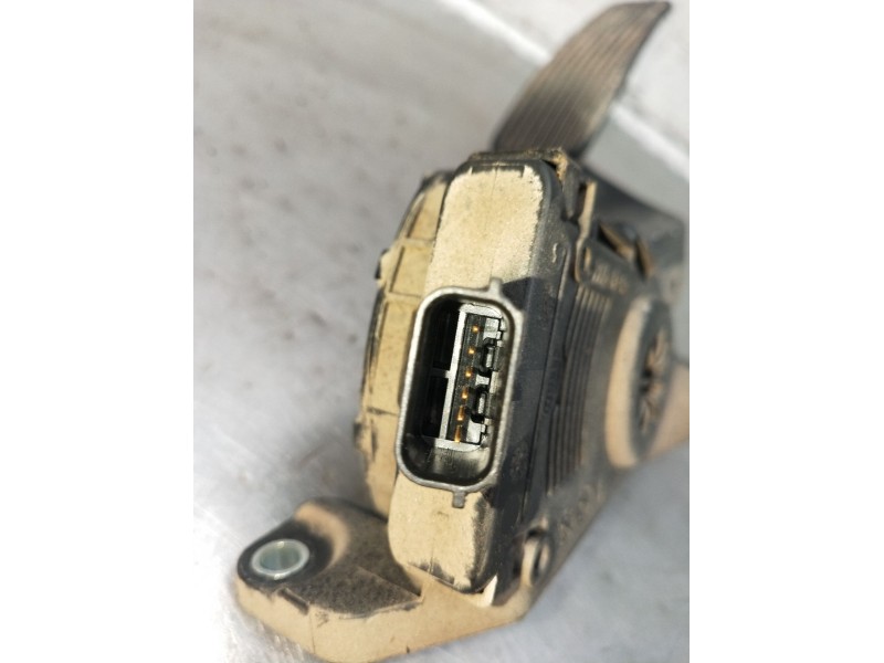Recambio de potenciometro pedal para jeep cherokee (kj) 2.8 crd 4x4 referencia OEM IAM 6PV93390330 53013783AC 2001