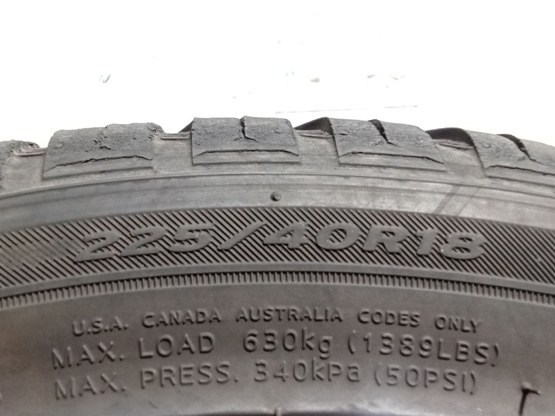 Recambio de juego llantas para volkswagen golf v (1k1) 2.0 gti referencia OEM IAM  225/40 R18 VER FOTOS
