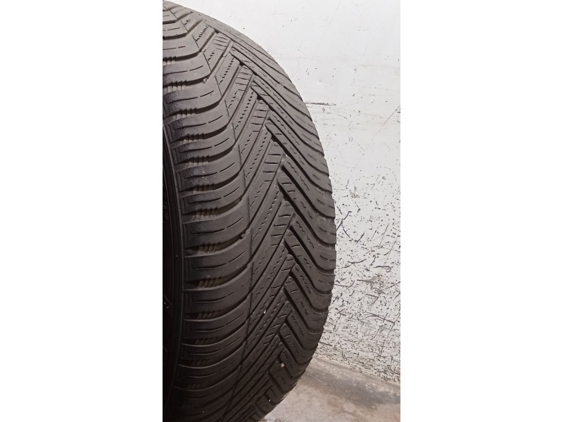 Recambio de juego llantas para volkswagen golf v (1k1) 2.0 gti referencia OEM IAM  225/40 R18 VER FOTOS