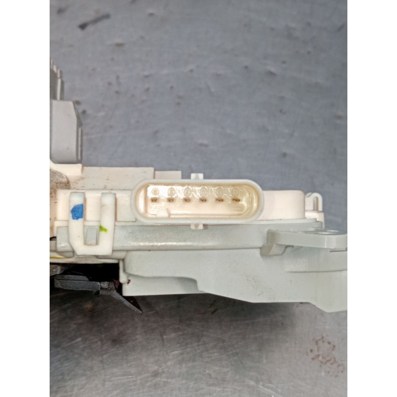 Recambio de motor cierre centralizado delantero derecho para audi a7 sportback (4ga, 4gf) 3.0 tdi quattro referencia OEM IAM 8J1
