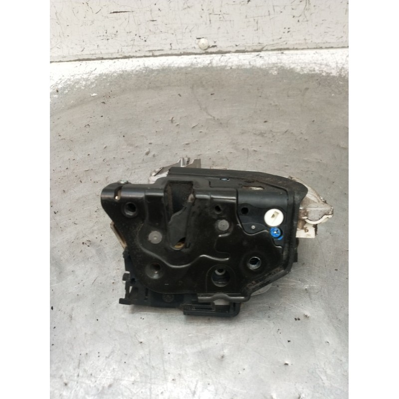 Recambio de motor cierre centralizado delantero derecho para seat leon (1p1) 1.9 tdi referencia OEM IAM  5P 2005