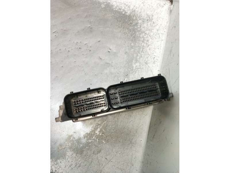 Recambio de centralita motor uce para seat leon (1p1) 1.9 tdi referencia OEM IAM 0281013279 03G906021LK EDC16U34 2005