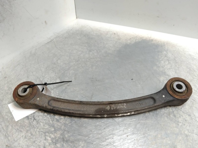Recambio de tirante trasero izquierdo para ssangyong rodius 2.7 turbodiesel cat referencia OEM IAM   