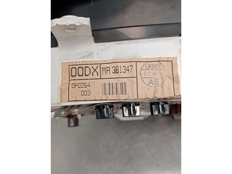 Recambio de cuadro instrumentos para mitsubishi carisma (da_) 1.8 16v gdi (da2a) referencia OEM IAM MR381347  1999