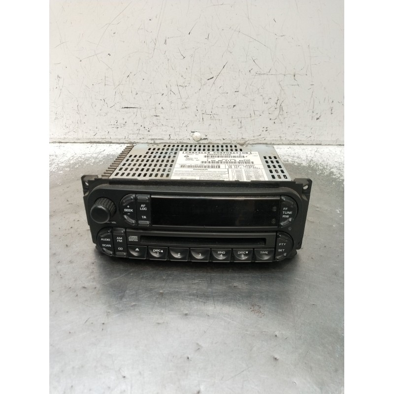 Recambio de sistema audio / radio cd para jeep cherokee (kj) 2.8 crd 4x4 referencia OEM IAM P05091610AD  2001