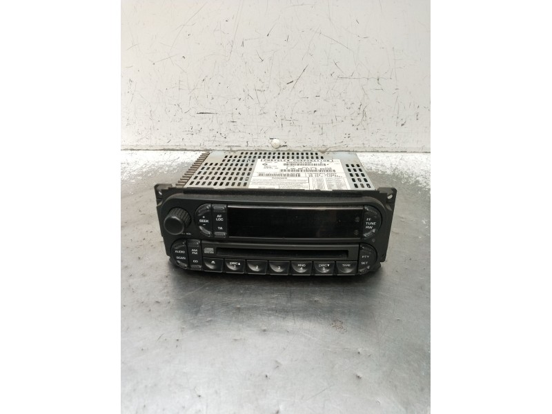 Recambio de sistema audio / radio cd para jeep cherokee (kj) 2.8 crd 4x4 referencia OEM IAM P05091610AD  2001