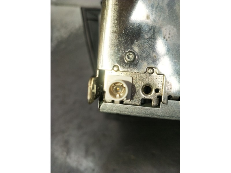 Recambio de sistema audio / radio cd para seat leon (1p1) 1.9 tdi referencia OEM IAM 1P1035186B 7646546366 2005