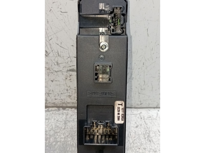 Recambio de mando elevalunas delantero izquierdo para mazda 5 (cr) 2.0 cd (cr19) referencia OEM IAM CC2966350A 5P 2005