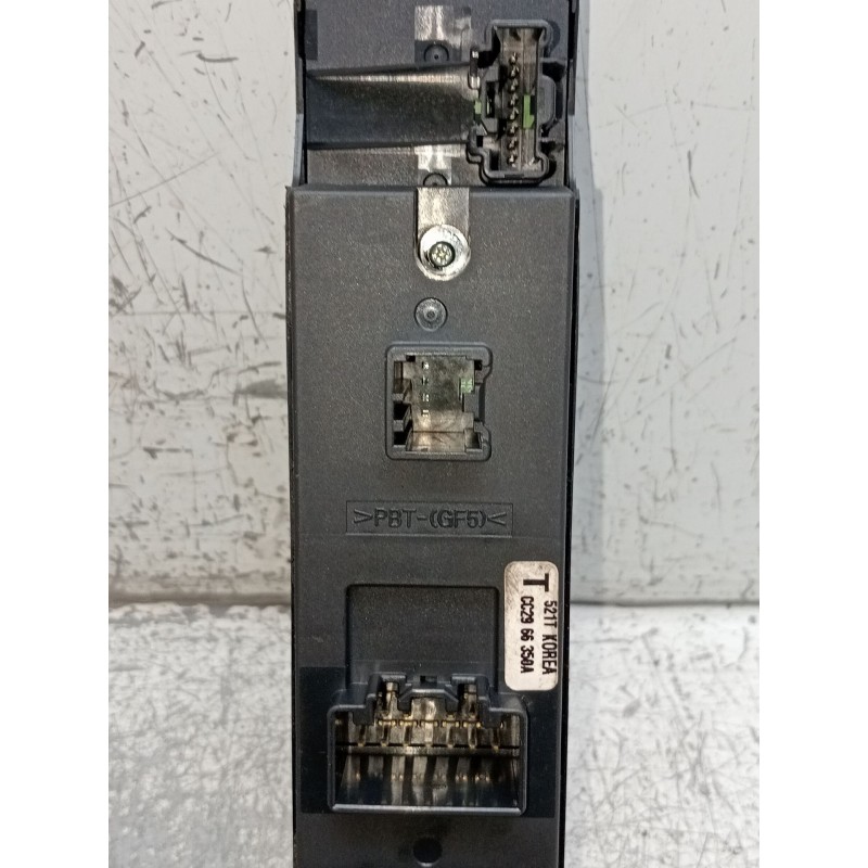 Recambio de mando elevalunas delantero izquierdo para mazda 5 (cr) 2.0 cd (cr19) referencia OEM IAM CC2966350A 5P 2005