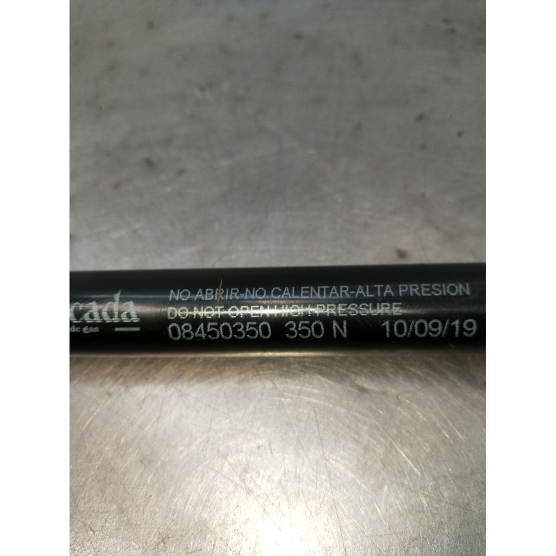 Recambio de amortiguadores capo para jeep cherokee (kj) 2.8 crd 4x4 referencia OEM IAM 08450350  2001