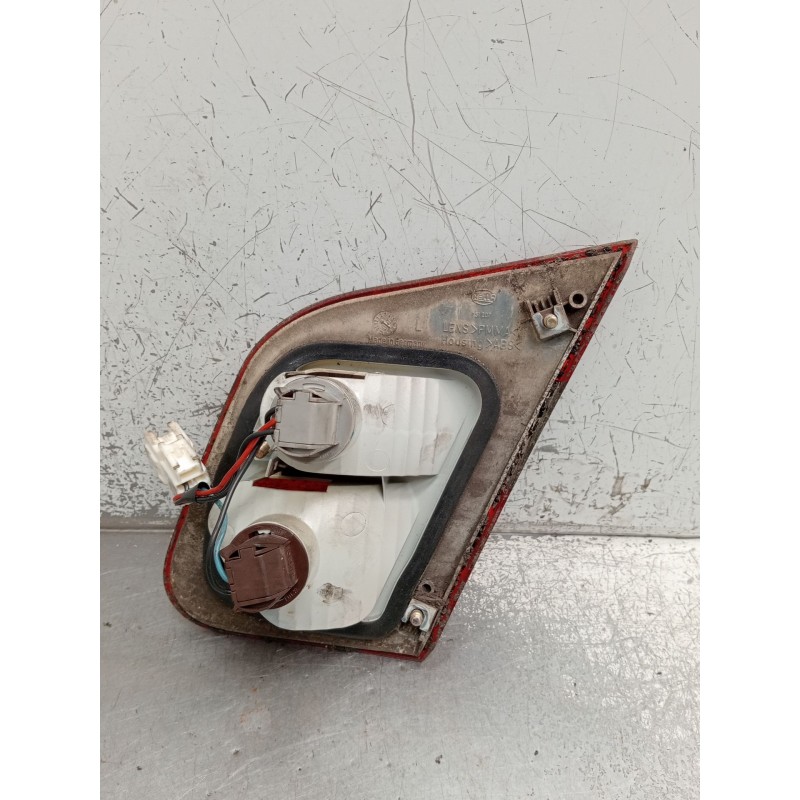 Recambio de piloto trasero izquierdo interior para mitsubishi carisma (da_) 1.8 16v gdi (da2a) referencia OEM IAM   1999