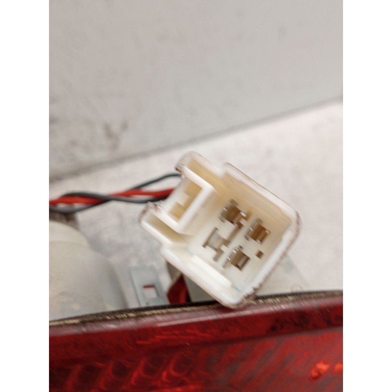 Recambio de piloto trasero izquierdo interior para mitsubishi carisma (da_) 1.8 16v gdi (da2a) referencia OEM IAM   1999