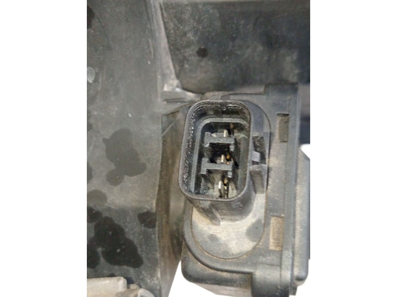 Recambio de faro derecho para mazda 5 (cr) 2.0 cd (cr19) referencia OEM IAM   2005