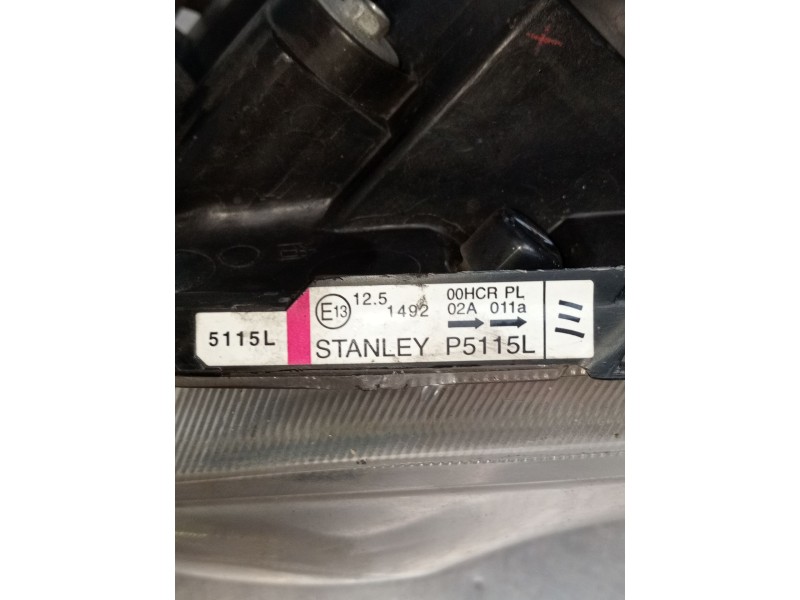 Recambio de faro izquierdo para mazda 5 (cr) 2.0 cd (cr19) referencia OEM IAM P5115L  2005