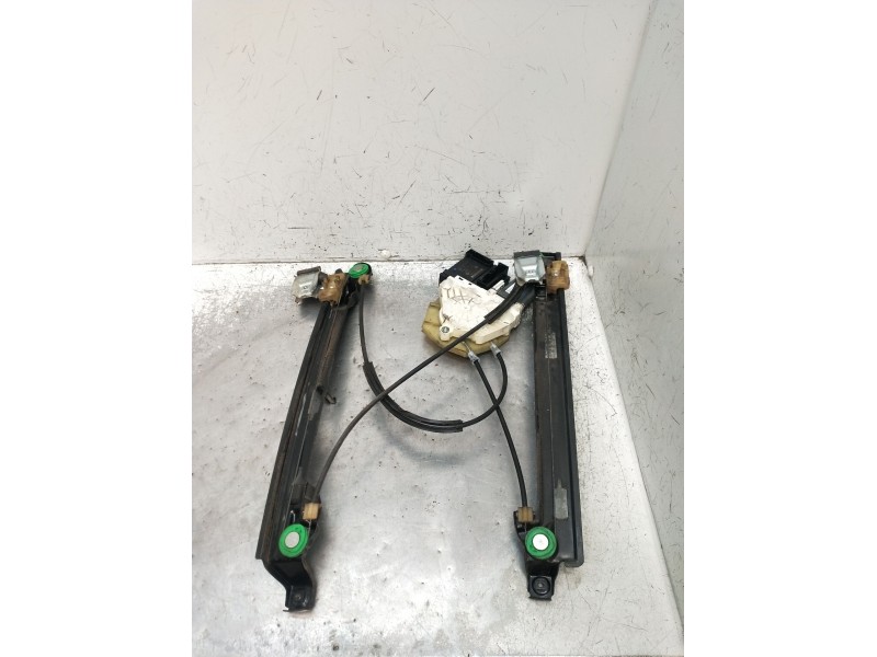 Recambio de elevalunas delantero izquierdo para seat leon (1p1) 1.9 tdi referencia OEM IAM 1T0959702G 5P 2005