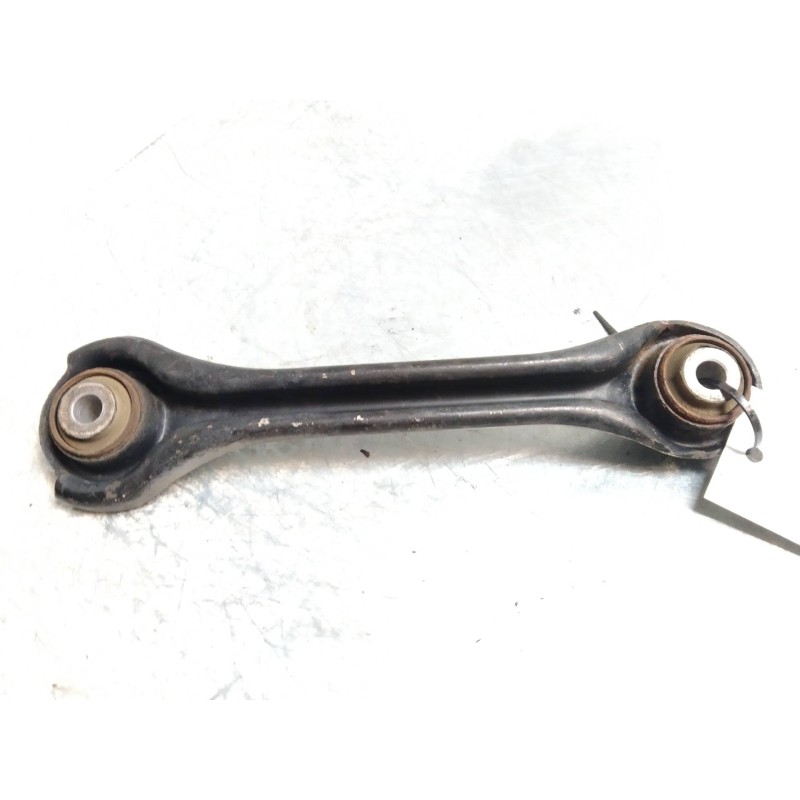 Recambio de tirante trasero izquierdo para ssangyong rodius 2.7 turbodiesel cat referencia OEM IAM   