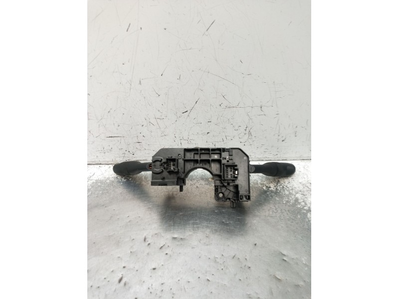 Recambio de mando luces para jeep cherokee (kj) 2.8 crd 4x4 referencia OEM IAM P56010133AH  2001