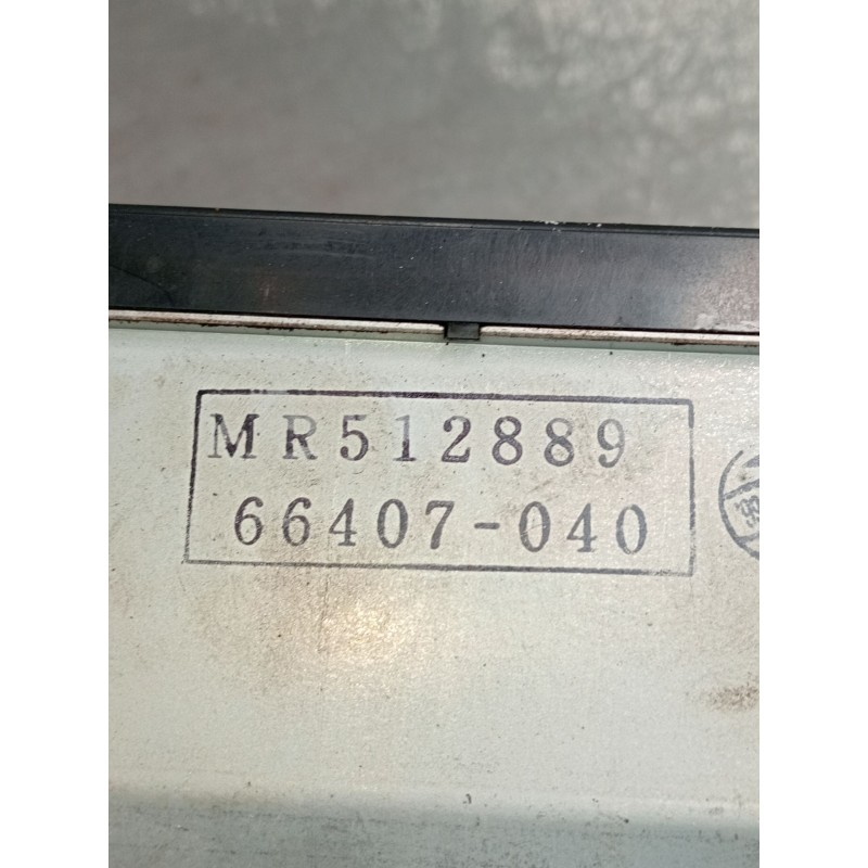 Recambio de pantalla multifuncion para mitsubishi carisma (da_) 1.8 16v gdi (da2a) referencia OEM IAM MR512889 66407040 1999