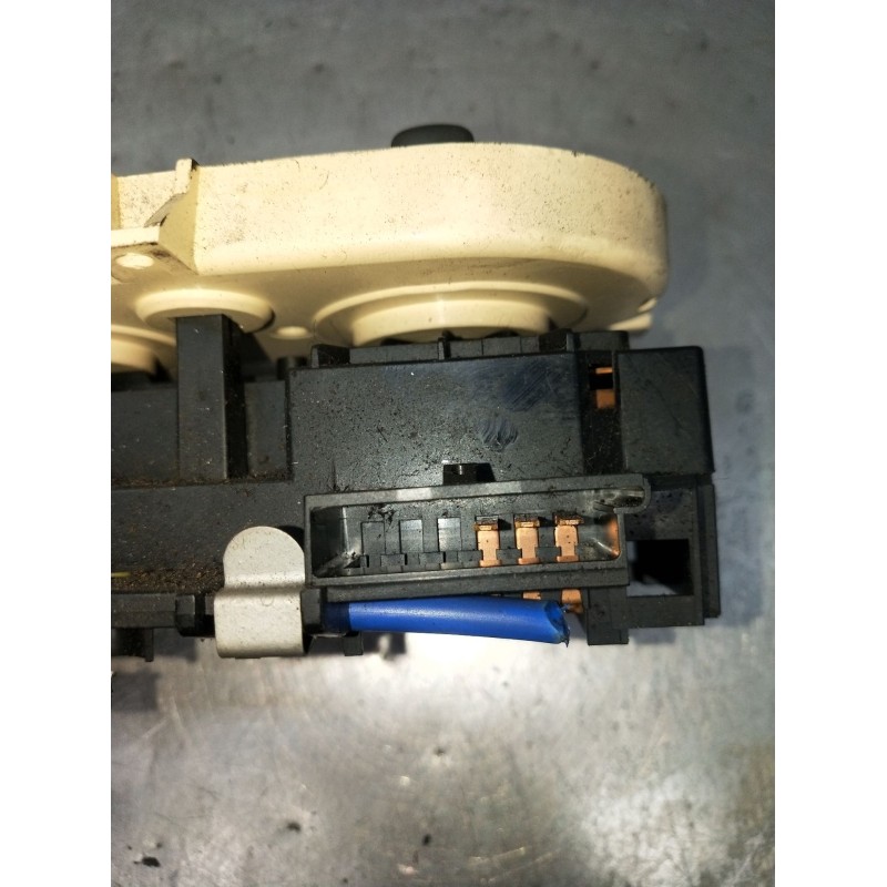 Recambio de mando calefaccion / aire acondicionado para mercedes-benz vito furgoneta (w638) 110 d 2.3 (638.074, 638.078) referen