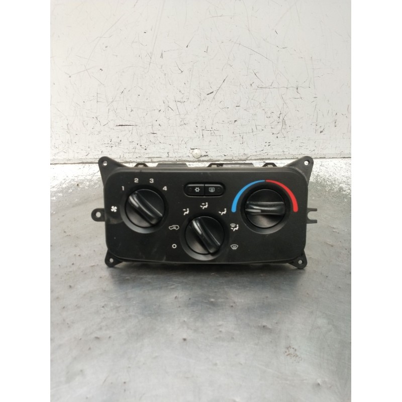 Recambio de mando calefaccion / aire acondicionado para jeep cherokee (kj) 2.8 crd 4x4 referencia OEM IAM P55037533AG  2001