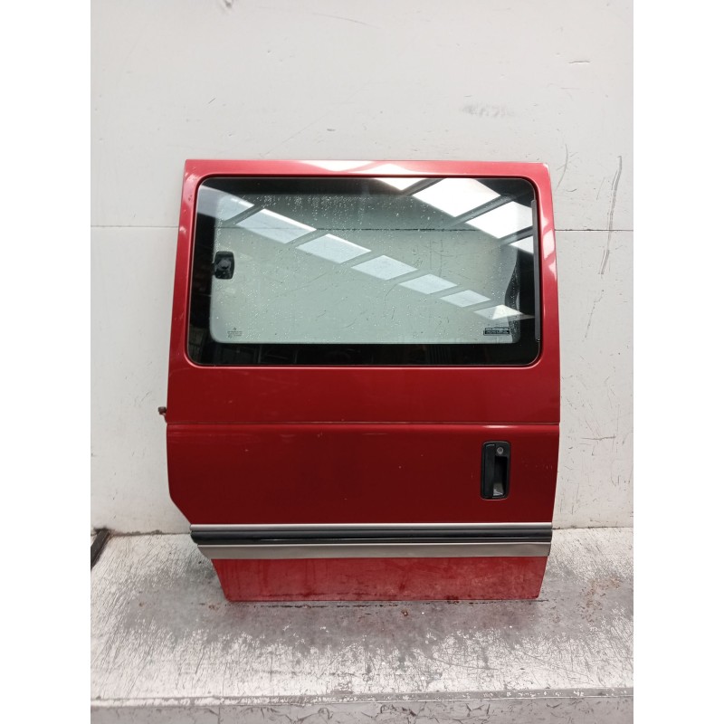 Recambio de puerta lateral corredera derecha para chrysler voyager ii (es) 2.5 td referencia OEM IAM   