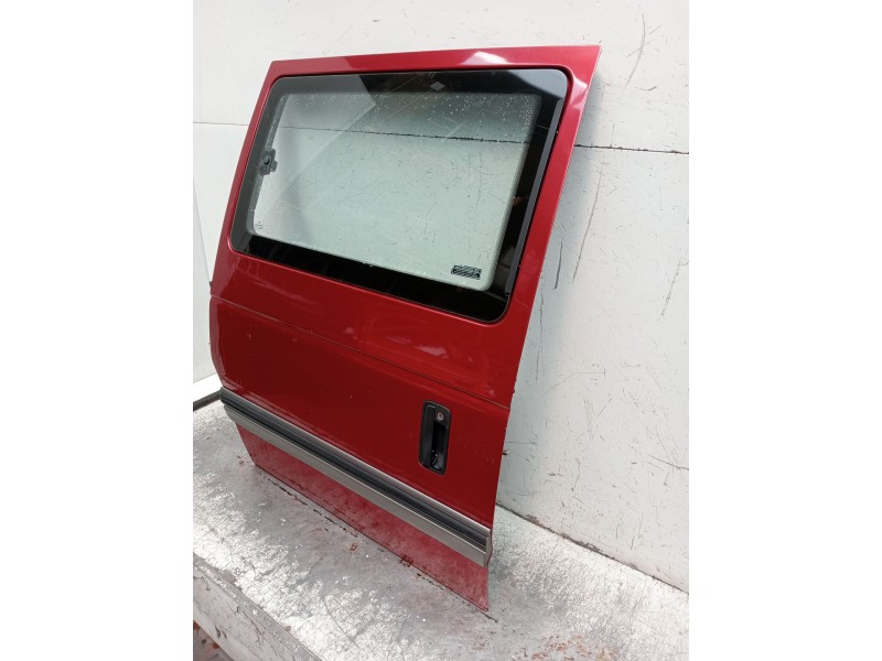 Recambio de puerta lateral corredera derecha para chrysler voyager ii (es) 2.5 td referencia OEM IAM   