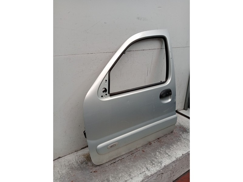 Recambio de puerta delantera izquierda para renault kangoo (kc0/1_) 1.5 dci referencia OEM IAM   