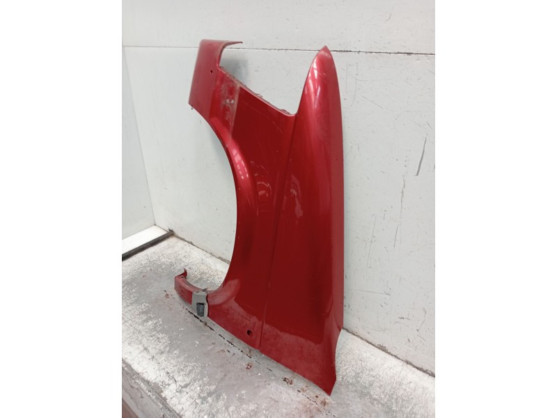 Recambio de aleta delantera izquierda para chrysler voyager ii (es) 2.5 td referencia OEM IAM   