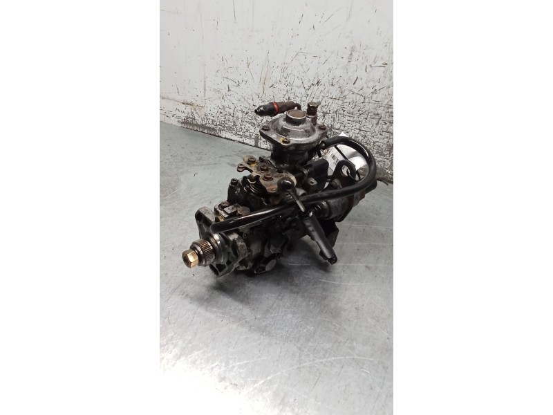 Recambio de bomba inyeccion para renault master ii furgoneta (fd) 2.8 dti referencia OEM IAM 0460424147  BOSCH