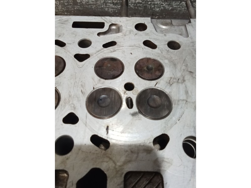 Recambio de culata para ford focus c-max (dm2) 1.6 tdci referencia OEM IAM   