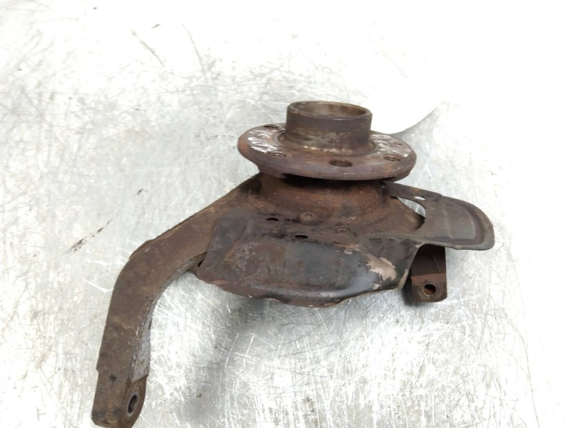 Recambio de mangueta delantera derecha para opel corsa b eco referencia OEM IAM   