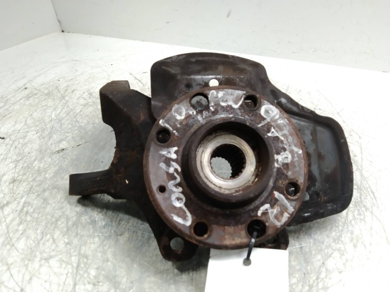 Recambio de mangueta delantera izquierda para opel corsa b eco referencia OEM IAM   