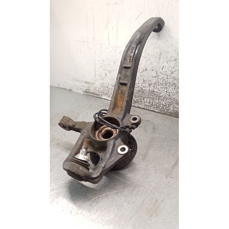Recambio de mangueta delantera derecha para mercedes-benz clase m (w164) ml 320 cdi 4-matic (164.122) referencia OEM IAM 060643C