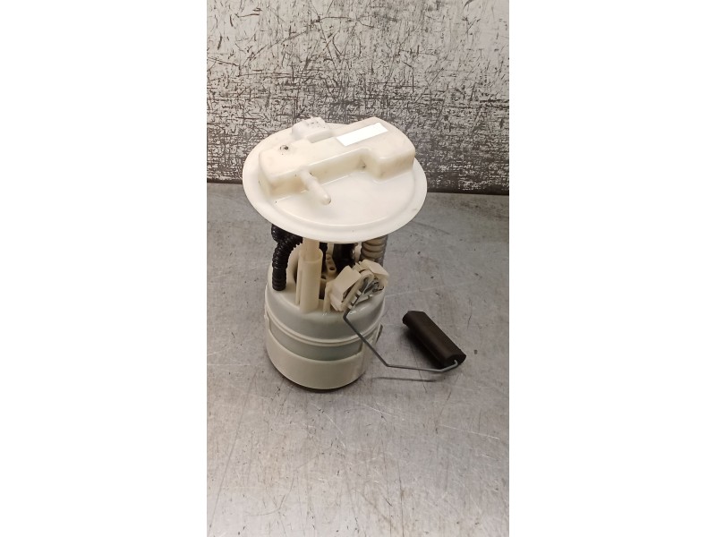 Recambio de bomba combustible para nissan micra iii (k12) 1.2 16v referencia OEM IAM   05