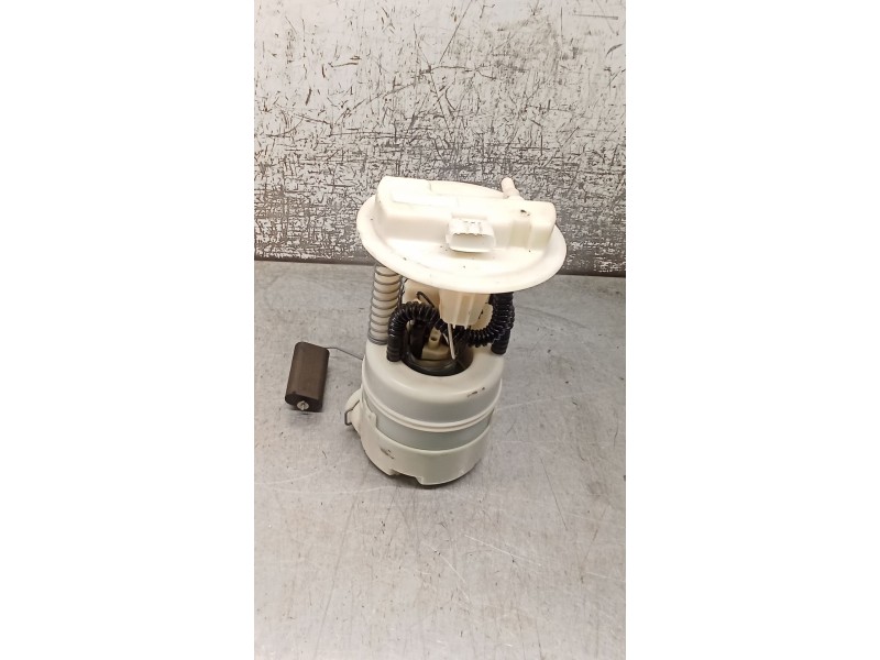 Recambio de bomba combustible para nissan micra iii (k12) 1.2 16v referencia OEM IAM   05