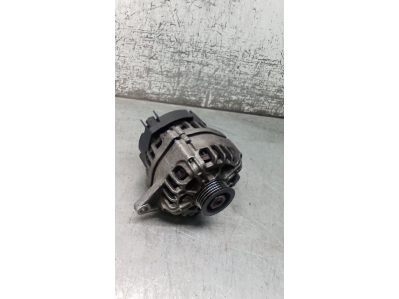 Recambio de alternador para nissan micra iii (k12) 1.2 16v referencia OEM IAM 32100AX62B 2543488A 05