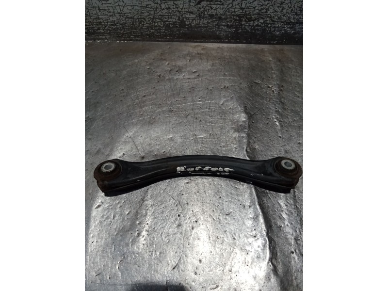 Recambio de brazo suspension superior trasero izquierdo para mercedes-benz clk (c208) clk 320 (208.365) referencia OEM IAM  97 P