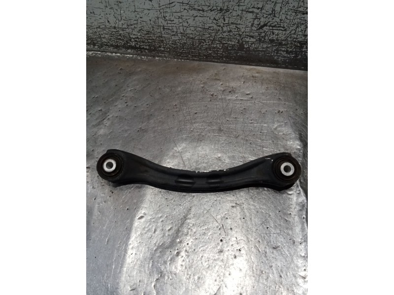 Recambio de brazo suspension superior trasero izquierdo para mercedes-benz clk (c208) clk 320 (208.365) referencia OEM IAM  97 P