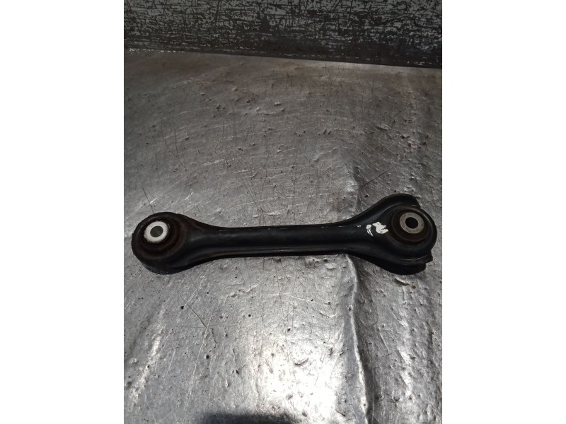 Recambio de brazo suspension superior trasero izquierdo para mercedes-benz clk (c208) clk 320 (208.365) referencia OEM IAM  97 A