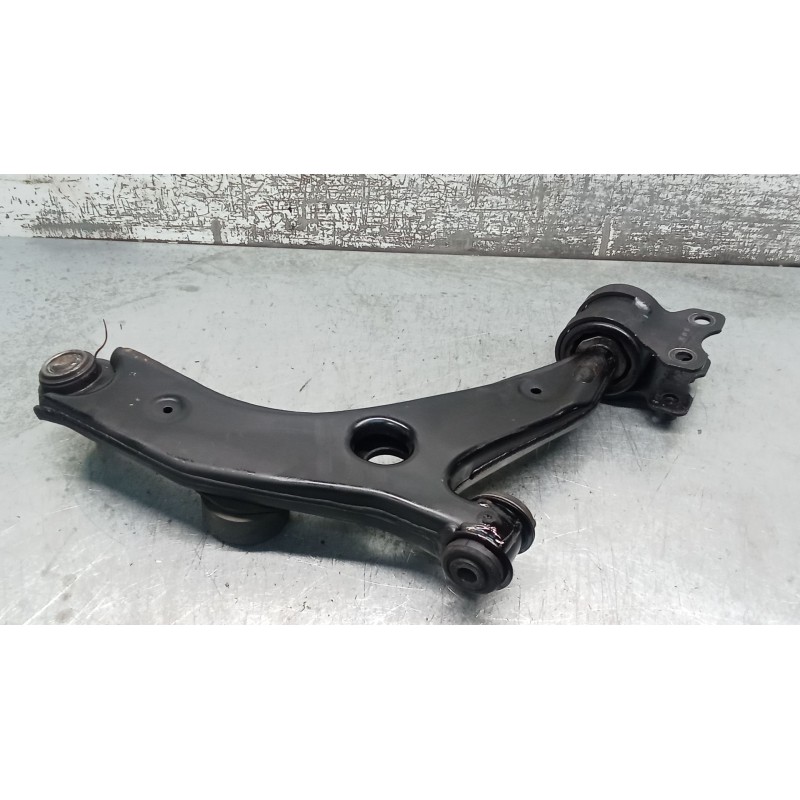 Recambio de brazo suspension inferior delantero izquierdo para mazda 5 (cr) 2.0 cd (cr19) referencia OEM IAM   05