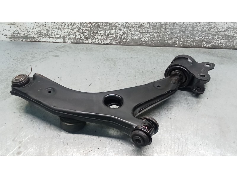 Recambio de brazo suspension inferior delantero izquierdo para mazda 5 (cr) 2.0 cd (cr19) referencia OEM IAM   05