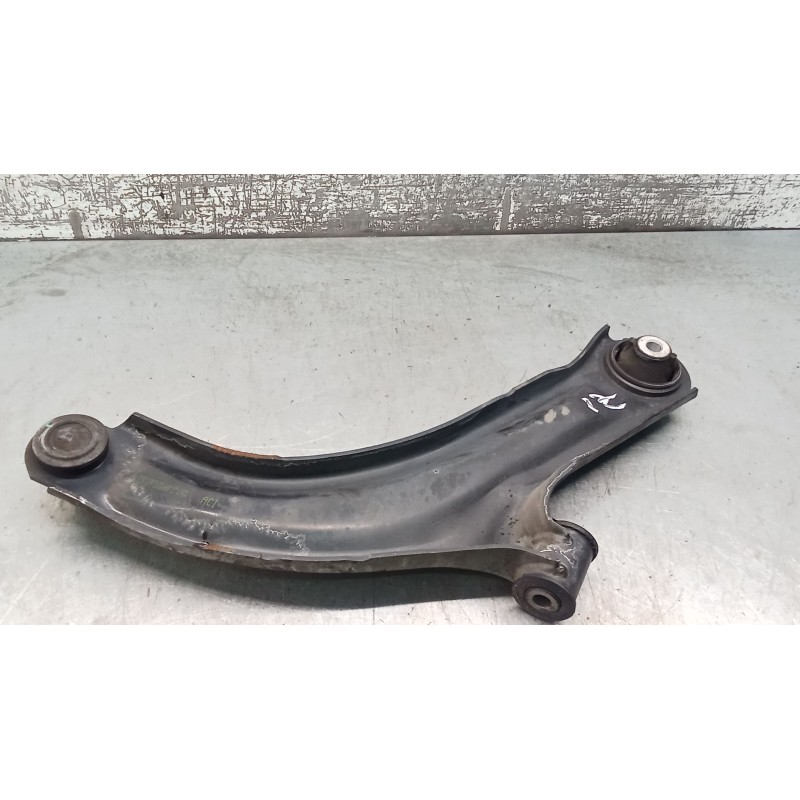 Recambio de brazo suspension inferior delantero izquierdo para nissan micra iii (k12) 1.2 16v referencia OEM IAM   05