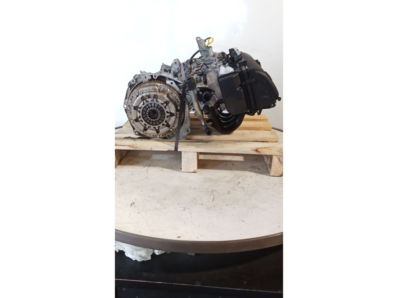 Recambio de motor completo para nissan micra iii (k12) 1.2 16v referencia OEM IAM CR12  465723R