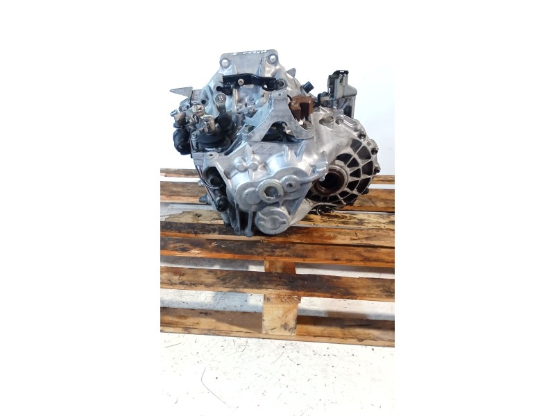 Recambio de caja cambios para mazda 5 (cr) 2.0 cd (cr19) referencia OEM IAM A5601055 6V 