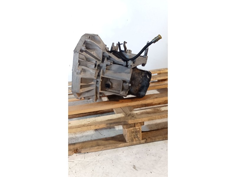 Recambio de caja cambios para renault kangoo (kc0/1_) 1.5 dci referencia OEM IAM JR5116 5V A010329