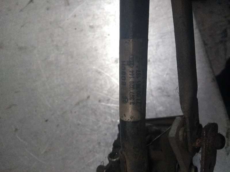 Recambio de motor limpia delantero para renault rapid/express (f40) 1.9 diesel referencia OEM IAM 0390246631 3397020144 77007611