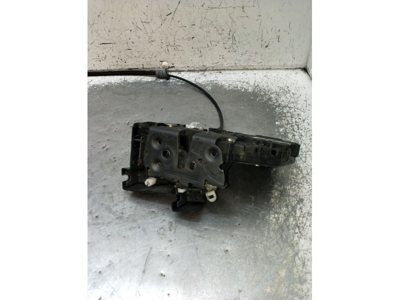 Recambio de motor cierre centralizado delantero derecho para volvo c30 (533) 1.6 d referencia OEM IAM 30799309 3P 2007